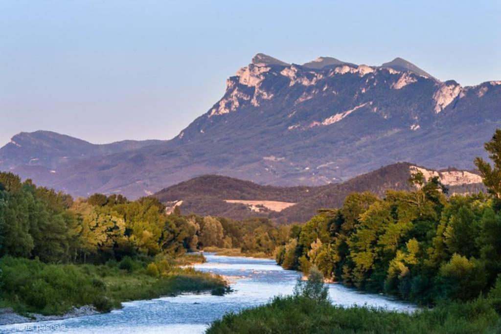 La Maison Bleue Grane Εξωτερικό φωτογραφία